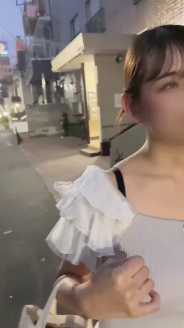 ヱロ動画【買取】ってイイですか？ 【本編完全顔出し】 No.48 潮吹き連発！真面目なOLちゃんから、ハメ撮り買取りました。 シーン5（17:13）