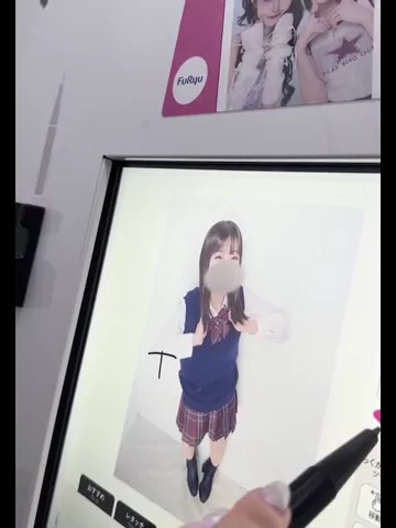渋谷くん 【本編顔出し】学生時代にクラスの童貞男子を食いまくってる漫画に出てきそうな有名ヤリマンビッチ。 シーン2（12:44）