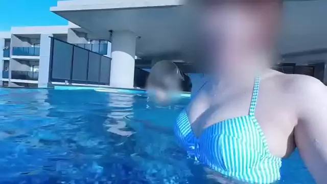 【巨乳　主観動画】じじのハメ撮り日記 Fカップキャバ嬢kotoちゃん(X ID@kotochan_base)と沖縄旅行に行って、開放感のあまり野外セックスしてしまいました シーン9（19:52）