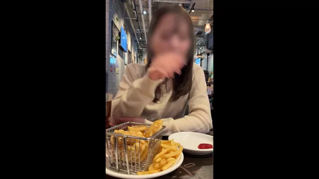カズトラ🐯あそびにん 【完全顔出し】DMくれた彼氏持ち受験終わりのCカップ○○○（じゅうはち歳）との密会 シーン9（99:56）