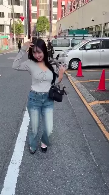 ヱロ動画【買取】ってイイですか？ 【本編完全顔出し】No.26 天然Hカップ 生中出し シーン1（1:26）