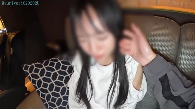 ユーリ 既セクちゃんの紹介で会いに来てくれた小柄美人でエッチな金融系のお○○○さん、中イキとハメ撮りの話聞いてどんなのか興味が凄く湧いたらしくて最初は緊張してたのに弱い耳を攻められてるうちにスイッチ入っちゃった見たいで「もう無理、こんなの初めてっ」 シーン10（38:31）