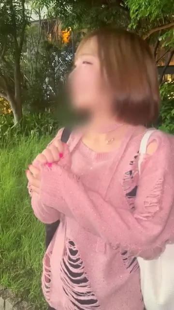 つばさ❗️【メス親と彼女と素人女】 【2時間後に彼氏とデート】らしいのでめっちゃ急いでセックスした。電話越しから、彼氏の何も知らない馬鹿な声聞こえてて笑いそうになった シーン1（1:43）
