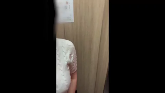 【巨乳　主観動画】じじのハメ撮り日記 Jカップ女子大生からDMもらって会ってみたらまさかの友達の○○○ということが判明して気まずさもありながら背徳感セックスをして最後は禁断の生中出ししてしまいました、、 シーン2（4:06）