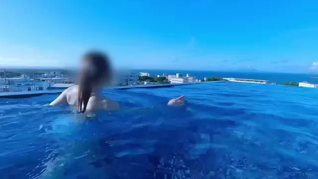 【巨乳　主観動画】じじのハメ撮り日記 Fカップキャバ嬢kotoちゃん(X ID@kotochan_base)と沖縄旅行に行って、開放感のあまり野外セックスしてしまいました シーン1（1:10）