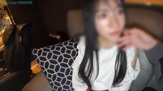 ユーリ 既セクちゃんの紹介で会いに来てくれた小柄美人でエッチな金融系のお○○○さん、中イキとハメ撮りの話聞いてどんなのか興味が凄く湧いたらしくて最初は緊張してたのに弱い耳を攻められてるうちにスイッチ入っちゃった見たいで「もう無理、こんなの初めてっ」 シーン15（58:47）