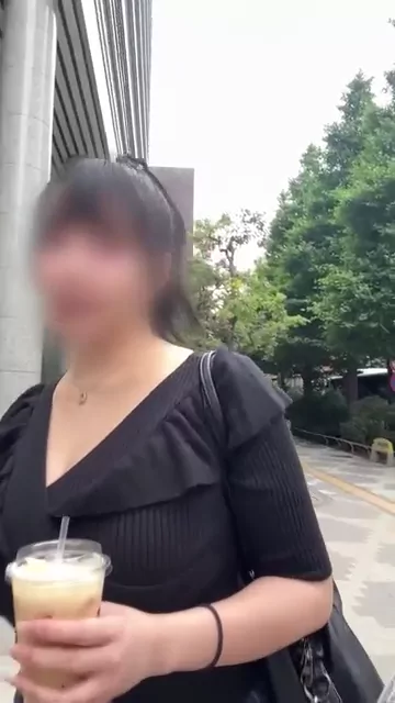 つばさ❗️【メス親と彼女と素人女】 【Ｋカップお母さん】旦那と10歳の息子がいるドスケベＫカップ母ちゃん。 シーン10（67:07）