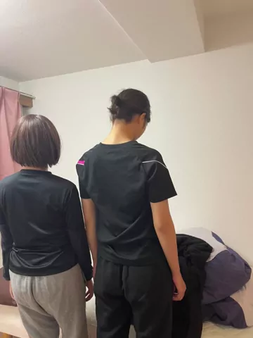 【体育連合会】ガチ体育会女子の裏側！（作り物じゃ意味がない！） Twitter（X）を見ていただいている方は知っていると思いますが、僕の彼女と同じ部活の○○○が以前うちに泊まりに来たんですが、彼女がファンクラブサイトのことをその○○○に話したのがキッカケで、まさかのハメ撮り撮影することになりました！！ シーン3（6:48）