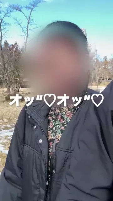 つばさ❗️【メス親と彼女と素人女】 1泊2日の旅行です。露出しまくりのこのえろ旅行。外でバイブ付けながら移動したり、旅館の廊下でおっぱい出したり露出見るの好きな人にはたまらない動画です シーン11（77:29）
