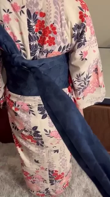 貴方の大切な彼女を寝取ります【リアル素人カップル限定】 花火大会でコンビナンパして浴衣姿の大学生をナンパしました！！ シーン3（8:42）