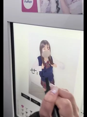 渋谷くん 【本編顔出し】学生時代にクラスの童貞男子を食いまくってる漫画に出てきそうな有名ヤリマンビッチ。 シーン4（29:42）