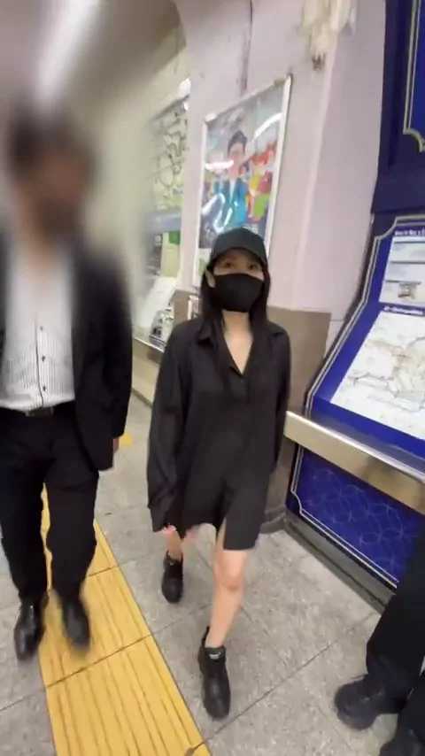 🔥寝取られスワップ貸し出しサークル🔥👿シークレットSecret👿 旦那さん公認でサークルへ加入してくれた優花さん。旦那さんとサークルメンバーと寝取られ部屋へ来てくれました。 シーン12（4:16）