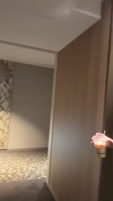 つばさ❗️【メス親と彼女と素人女】 【Ｋカップお母さん】旦那と10歳の息子がいるドスケベＫカップ母ちゃん。 シーン14（95:22）