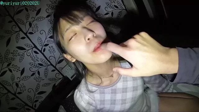ユーリ 【顔出し】ダンスサークル所属の細身清楚系JDセフレちゃんと中出しハメ撮り。 シーン2（5:41）