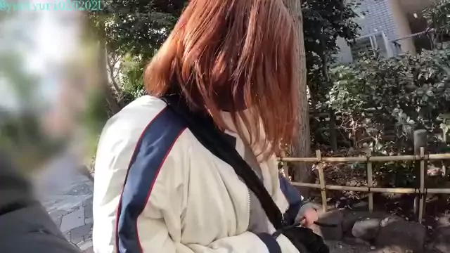ユーリ 静岡から日帰りで会いに来てくれた20歳看護学生ちゃんとの処女卒業ハメ撮り シーン1（2:18）