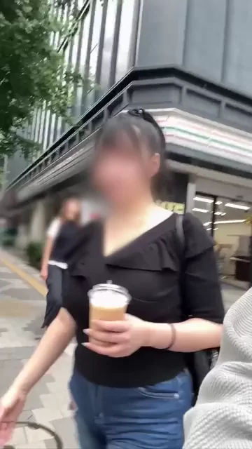 つばさ❗️【メス親と彼女と素人女】 【Ｋカップお母さん】旦那と10歳の息子がいるドスケベＫカップ母ちゃん。 シーン5（31:47）