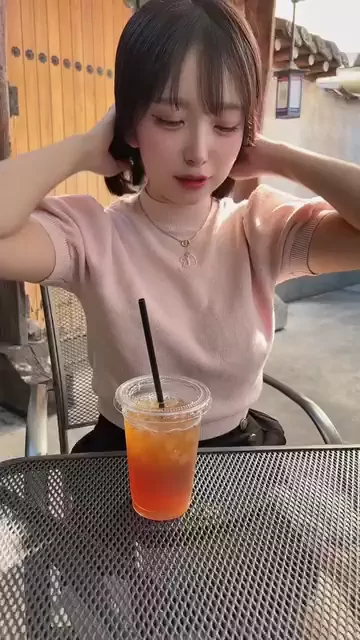 ヱロ動画【買取】ってイイですか？ 【まもなく公開終了‼】 シーン1（1:30）