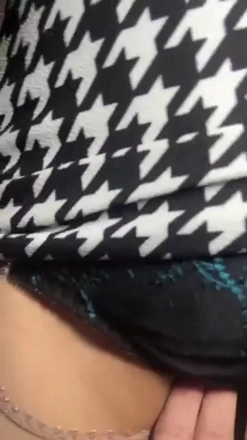 🔥寝取られスワップ貸し出しサークル🔥👿シークレットSecret👿 【スマホ縦動画】垂れ乳Mikaとハプバーへ行く前にラブホで即尺ハメ撮り　コンプリートフル動画Ver シーン14（40:54）