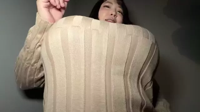【巨乳　主観動画】じじのハメ撮り日記 MカップAV女優秋月まりなさんと4Pして出した精液をすべて飲んでもらいました シーン9（40:04）