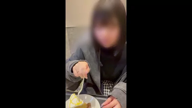 カズトラ🐯あそびにん 【完全顔出し】大学でサッカー部の女子マネージャーをしている シーン11（114:26）