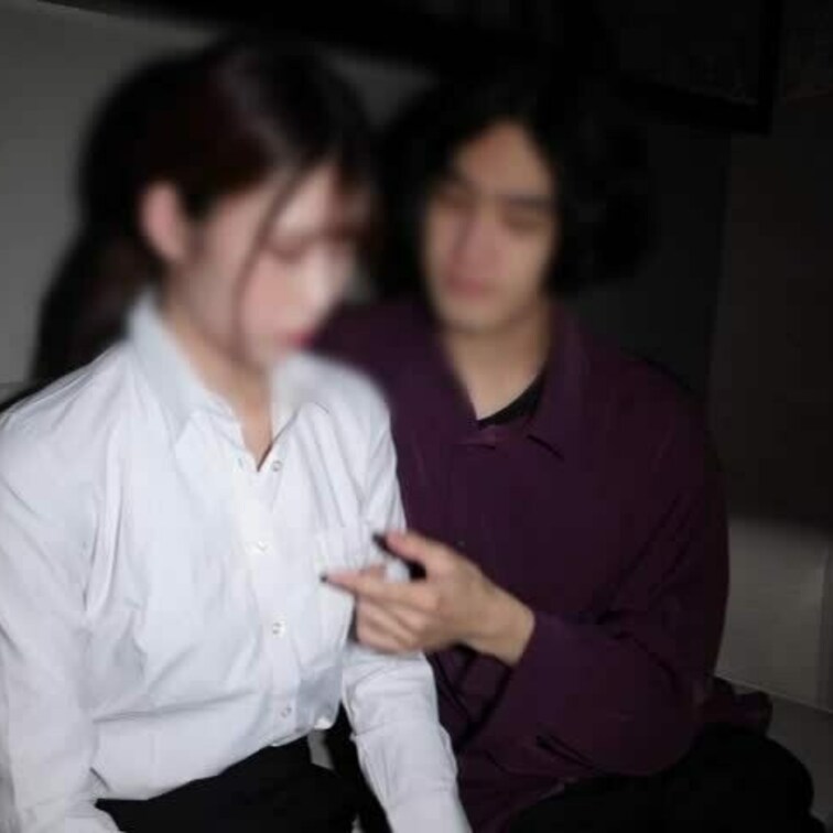 新卒営業女子ちゃんと普段着てるスーツ姿でハメ撮り - ユーリ