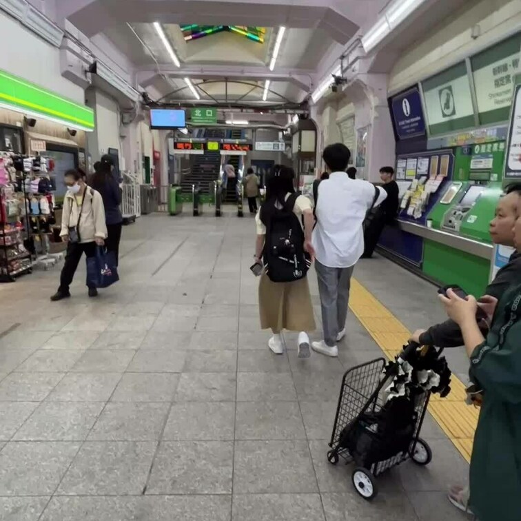 旦那さん公認でサークルへ加入してくれた優花さん。旦那さんとサークルメンバーと寝取られ部屋へ来てくれました。 - 🔥寝取られスワップ貸し出しサークル🔥👿シークレットSecret👿